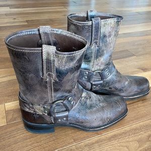 Frye Harness 8R Boots